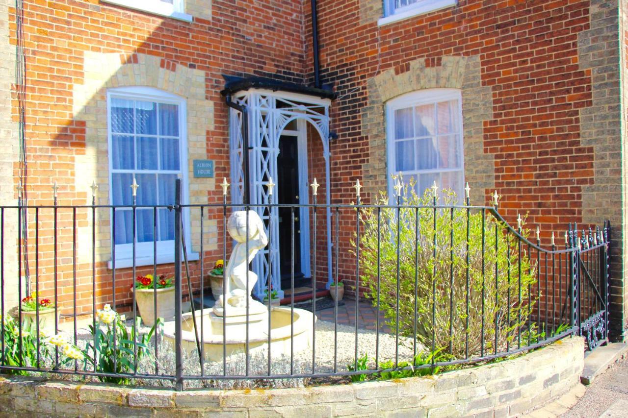 삭스먼덤 Seaside Luxury House On The Suffolk Coast 빌라 외부 사진